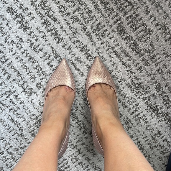 Sergio Rossi Pink Textured Heels - Picture 10 of 11